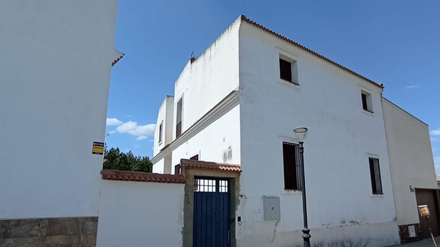 TASACION OFICIAL DE UNA CASA EN SAN BARTOLOME DE LA TORRE, HUELVA