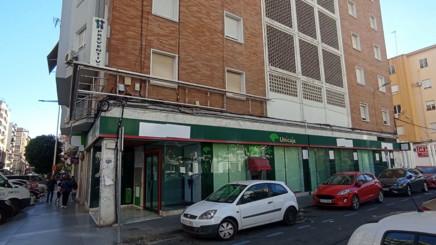 CEE DE UN LOCAL COMERCIAL EN HUELVA