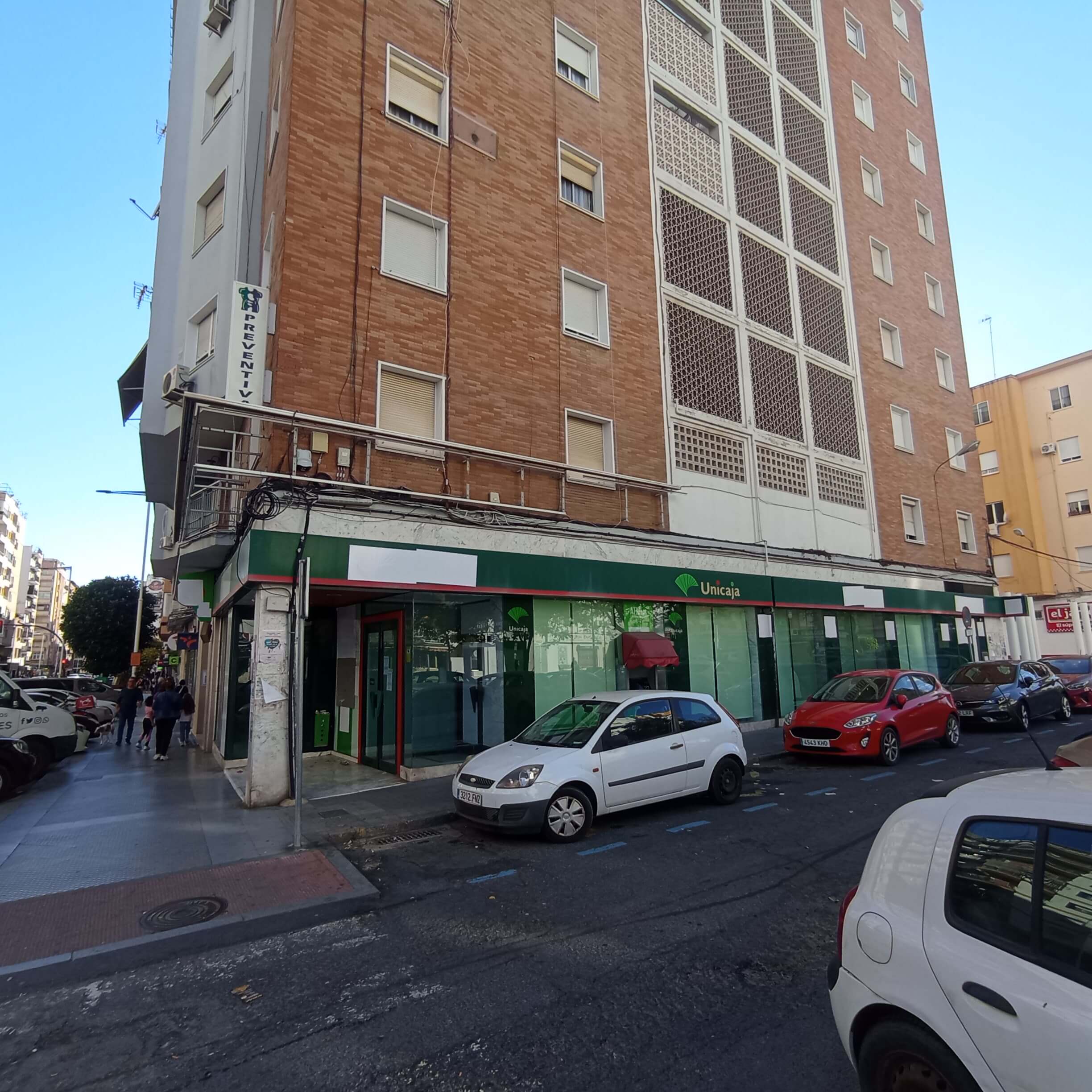 CEE DE UN LOCAL COMERCIAL EN HUELVA