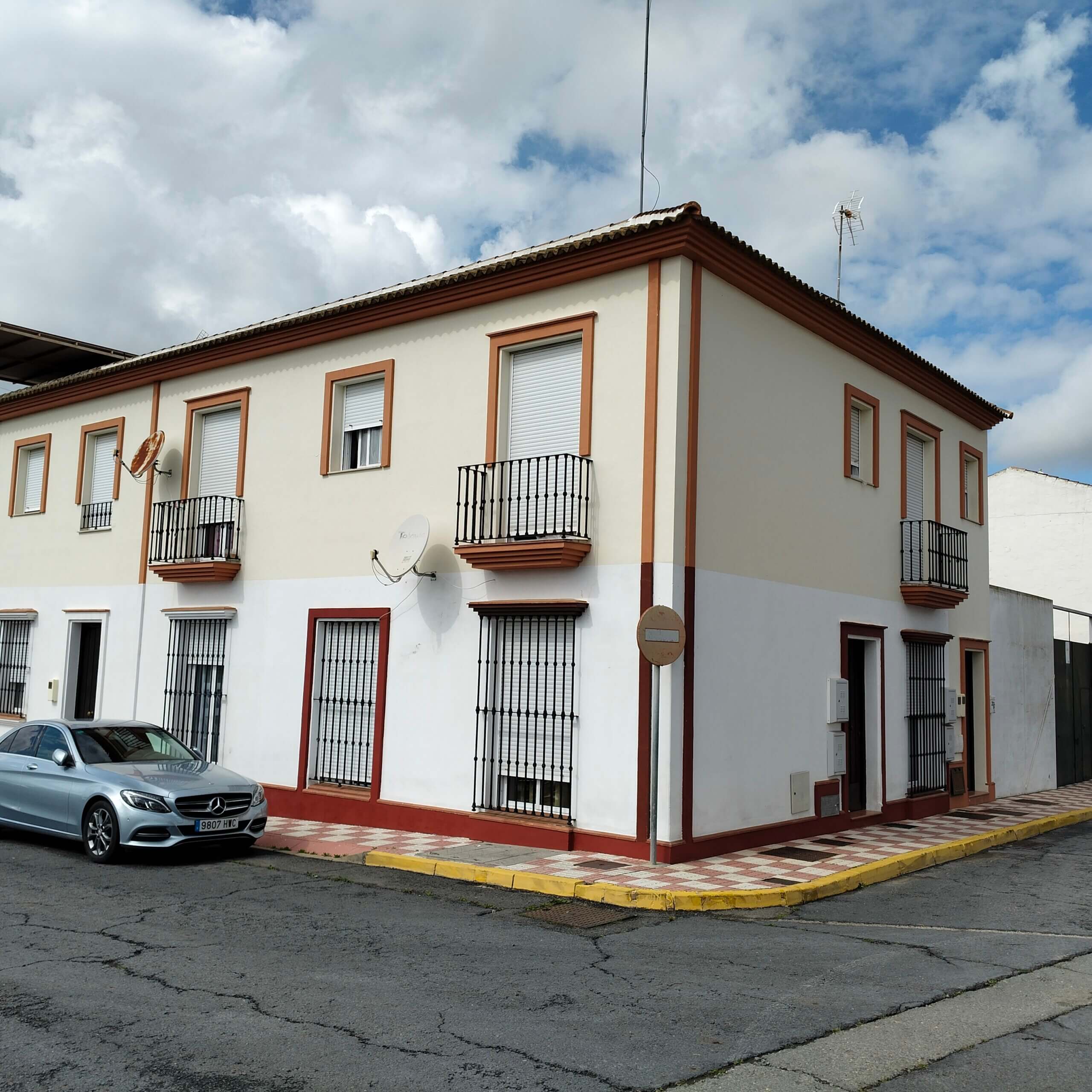 TASACINO OFICIAL DE UNA CASA EN ALMONTE